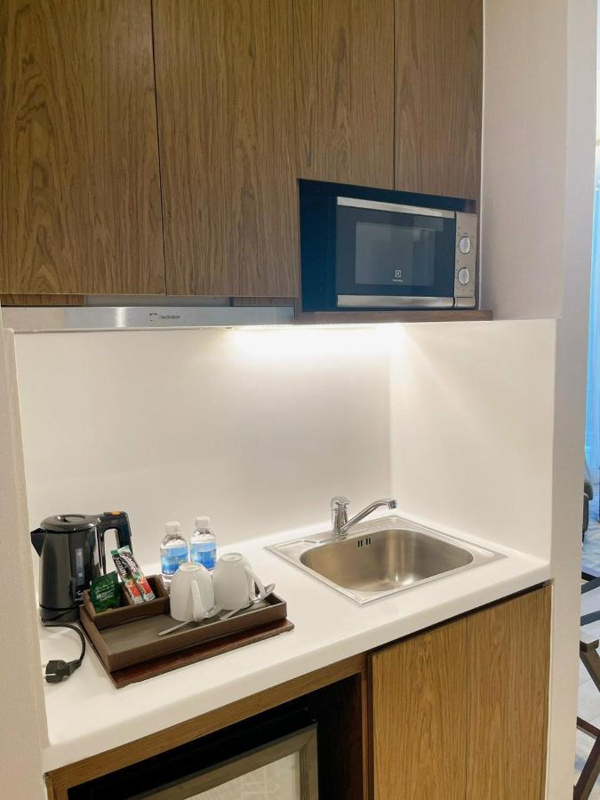 Kn Panorama Beachfront Condotel Nha Trang Exterior foto