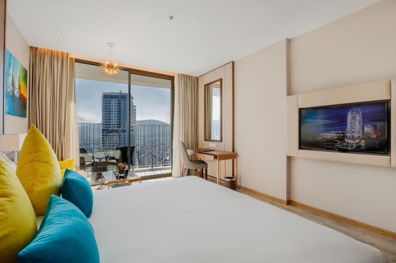 Kn Panorama Beachfront Condotel Nha Trang Exterior foto